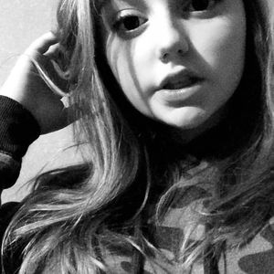 Meet your Posher, Kendra